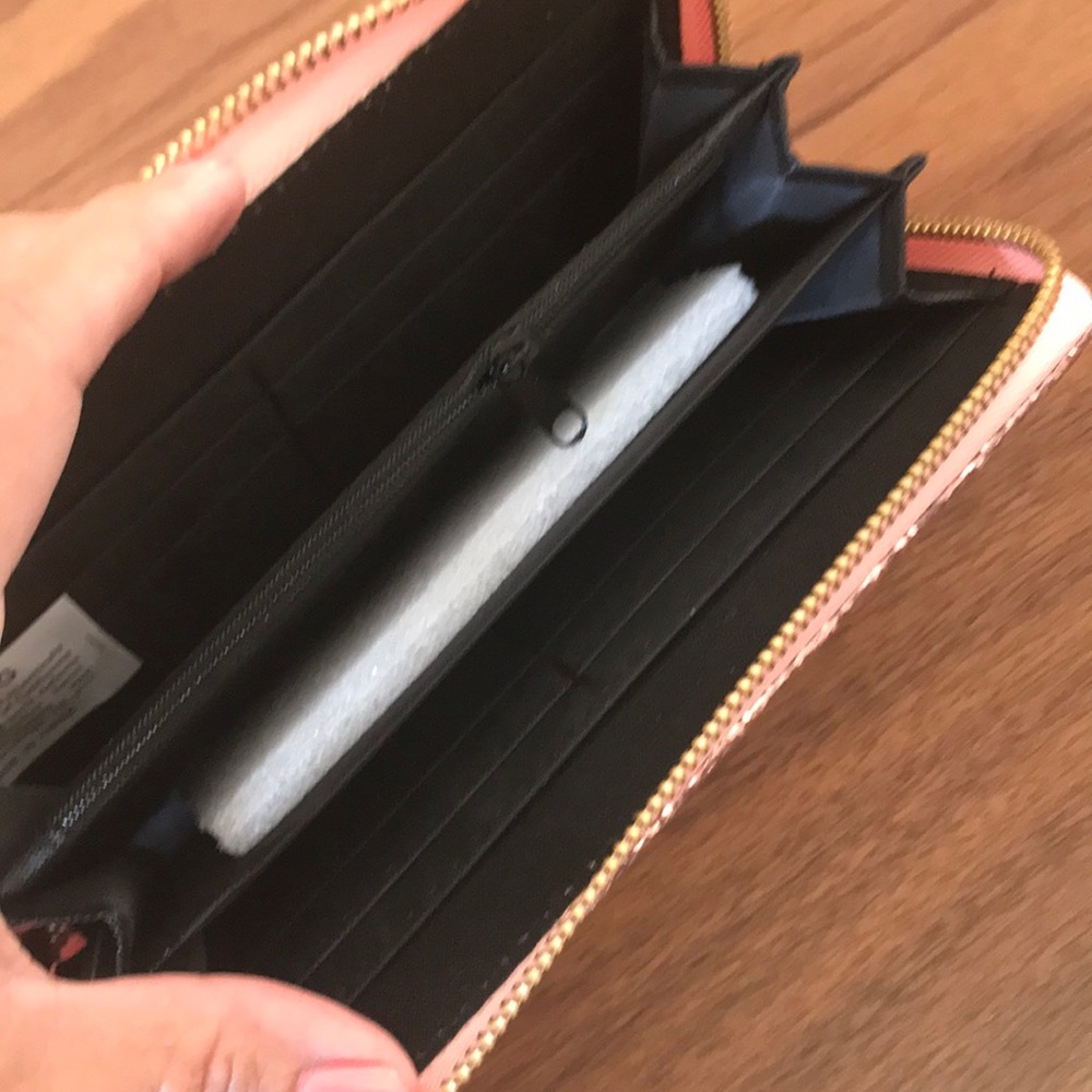 Pink Sparkly Wallet/New - Picture 4 of 4